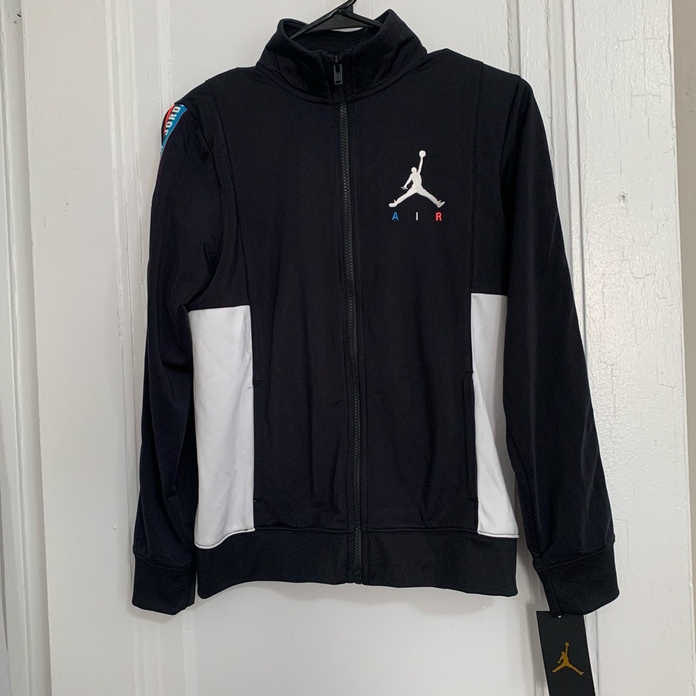 NWT Authentic Jordan Big Kids Jacket Size L 12/13yrs Black White Red Blue Unisex